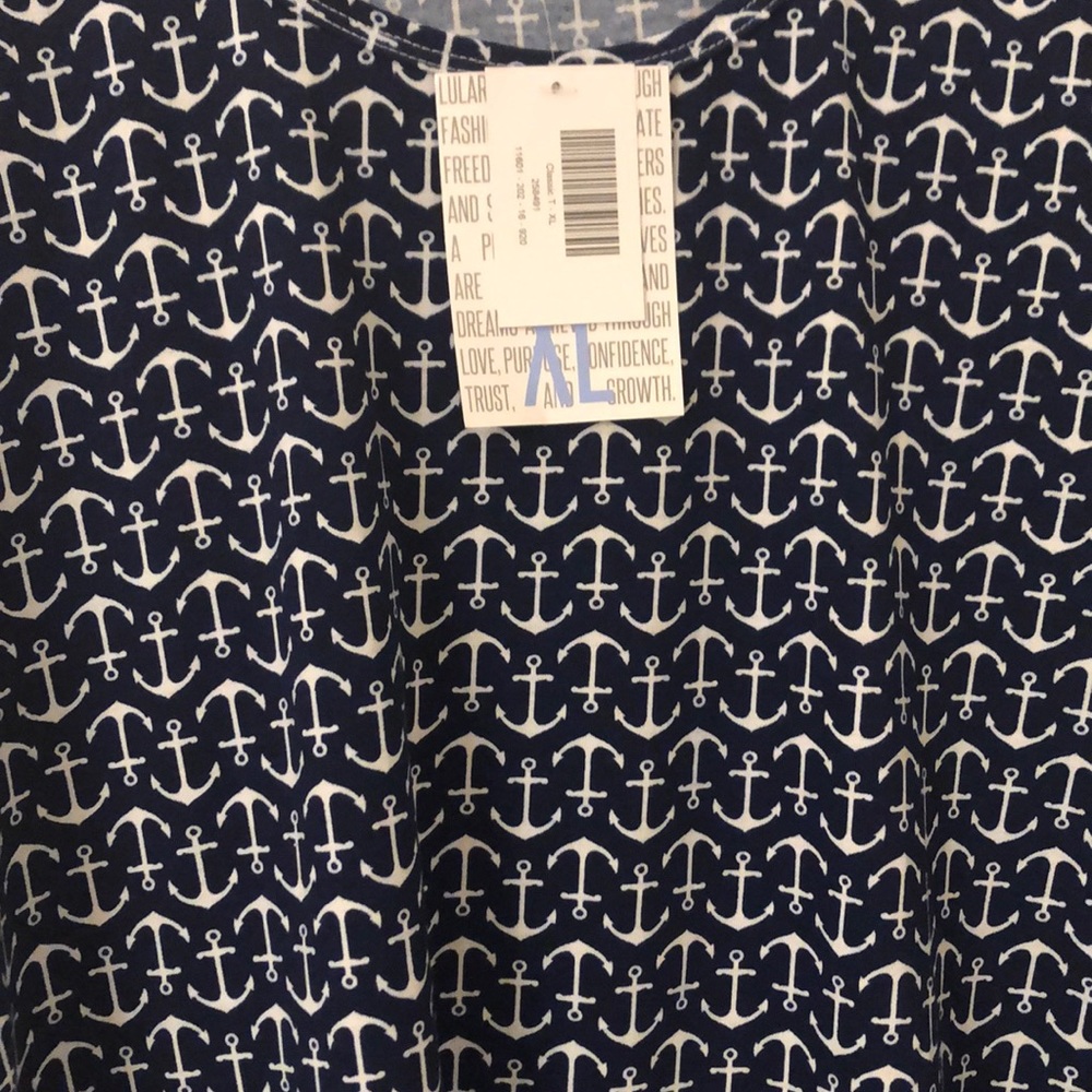 LuLaRoe Navy and White Anchor Short Sleeve Tee